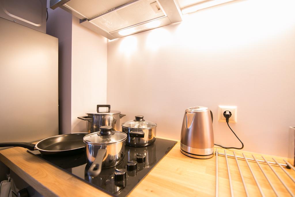 Sunny And Compact Apartment Riga Exterior photo